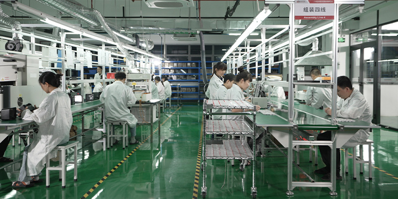 قدرة تصنيعية قوية