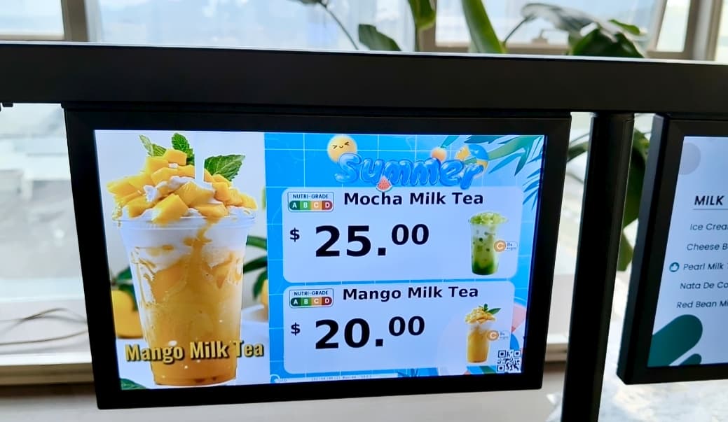 digital signage screens.jpg