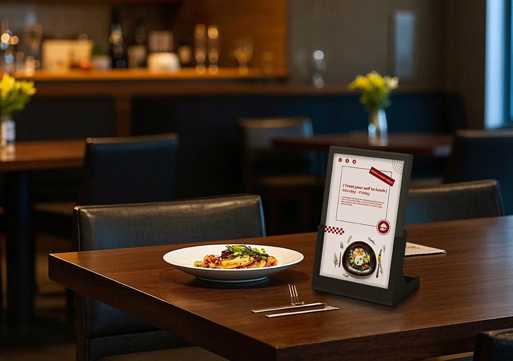 digital signage screens in hotel.jpg