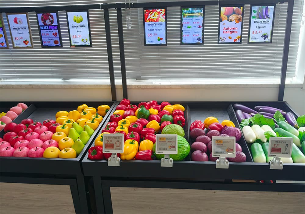 شاشة العرض الرقمية الإعلانية.jpg