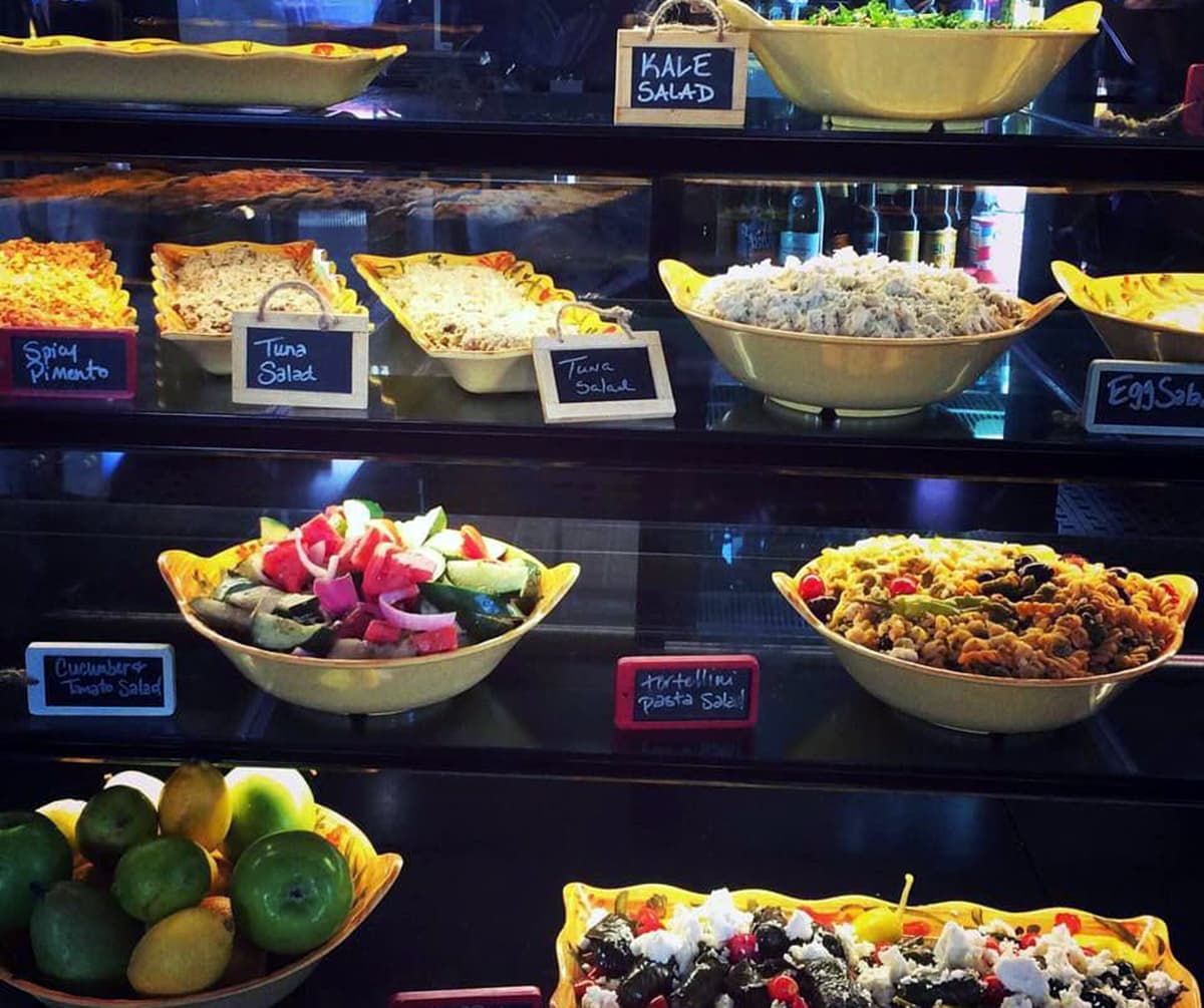 فكرة عرض الأطعمة الجاهزة 2.jpg