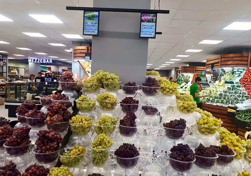 عرض رقمي في سوق هايبرماركت بالشرق الأوسط